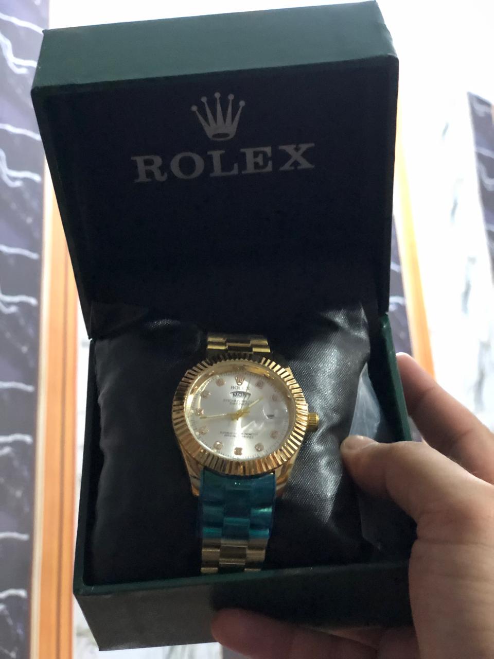 Luxury Two-Tone Analog Wrist Watch – Gold Chain with Silver Dial (Rolex-Inspired)