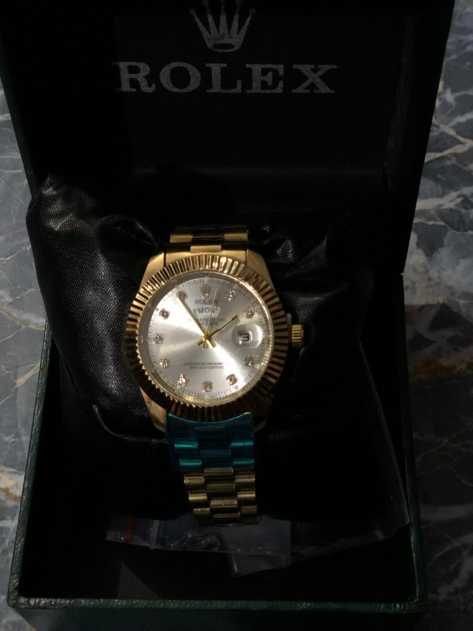 Luxury Two-Tone Analog Wrist Watch – Gold Chain with Silver Dial (Rolex-Inspired)