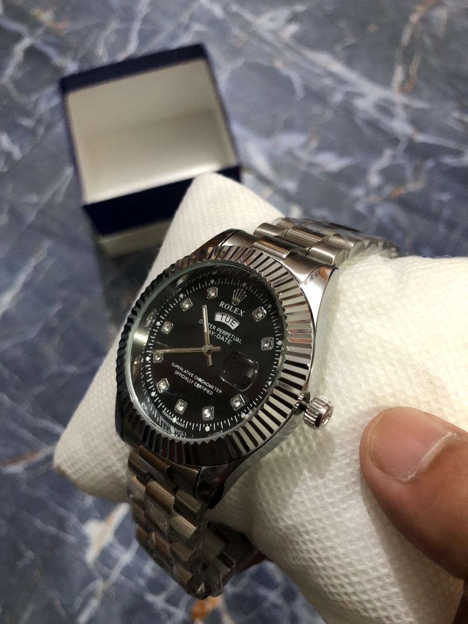 Luxury Day-Date Analog Wrist Watch – Silver Chain Strap (Rolex-Inspired)